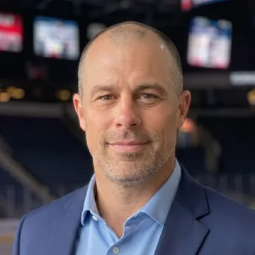 Headshot of Andrew Sim