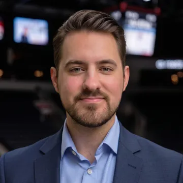 Headshot of Garnett Schmidt